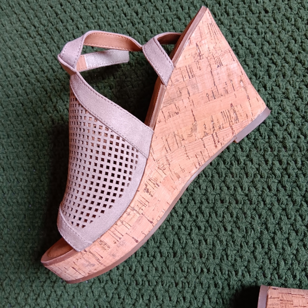 Franco Sarto Wedge
